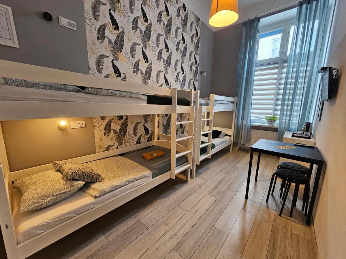 Deja Vu Hostel Warsawa Bagian luar foto